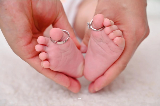 代怀包生男孩医院孕妇为什么喜欢哭 代怀包生男孩医院孕妇为什么喜欢哭